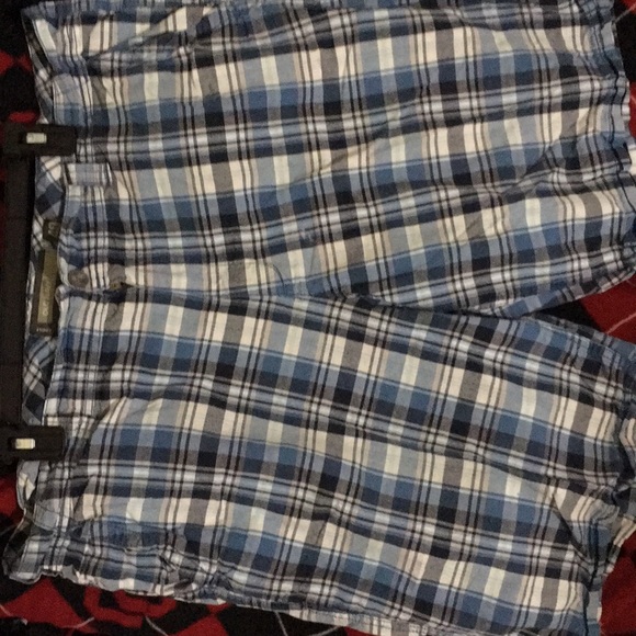 Old Navy shorts - Picture 4 of 4